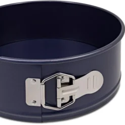 Zyliss Runde Springform Mit Antihaftbeschichtung, 23 Cm 9 Zyliss Runde Springform Mit Antihaftbeschichtung, 23 Cm -Kitchenaid Shop 220 E980194 9inch Spring form Cake pan Detail Catch