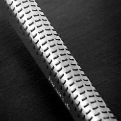 Microplane Gewürzreibe Premium In Schwarz -Kitchenaid Shop 8984 Gewuerzreibe 3 600x600 1