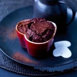 Le Creuset Herz-Förmchen In Kirschrot 5 Le Creuset Herz-Förmchen In Kirschrot -Kitchenaid Shop 91002926060000 LS00002 1