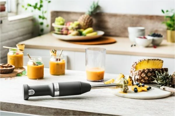 KitchenAid Kabelloser Stabmixer In Dunkelgrau 4 KitchenAid Kabelloser Stabmixer In Dunkelgrau – Bild 4