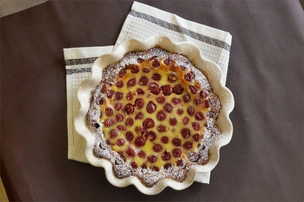 Emile Henry Pie Dish Mit Wellenrand In Ton 3 Emile Henry Pie Dish Mit Wellenrand In Ton – Bild 3