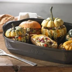 Emile Henry Gratinform Ultime Rechteckig In Feu Doux 22 X 14,5 X 6,5 Cm 15 Emile Henry Gratinform Ultime Rechteckig In Feu Doux 22 X 14,5 X 6,5 Cm -Kitchenaid Shop EH 9652 Amb Ultime PlatFour OvenDish StuffedSquash H