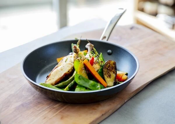 KitchenAid Antihaft-Bratpfanne, 2er-Set 5 KitchenAid Antihaft-Bratpfanne, 2er-Set – Bild 5