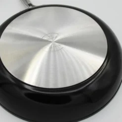 KitchenAid Antihaft-Bratpfanne, 2er-Set 9 KitchenAid Antihaft-Bratpfanne, 2er-Set -Kitchenaid Shop Pfanne3 2