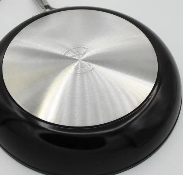 KitchenAid Antihaft-Bratpfanne, 2er-Set 3 KitchenAid Antihaft-Bratpfanne, 2er-Set – Bild 3