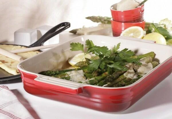 Le Creuset Auflaufform Tradition, Rechteckig In Ofenrot 24 X 32 Cm / 4 Liter 2 Le Creuset Auflaufform Tradition, Rechteckig In Ofenrot 24 X 32 Cm / 4 Liter – Bild 2